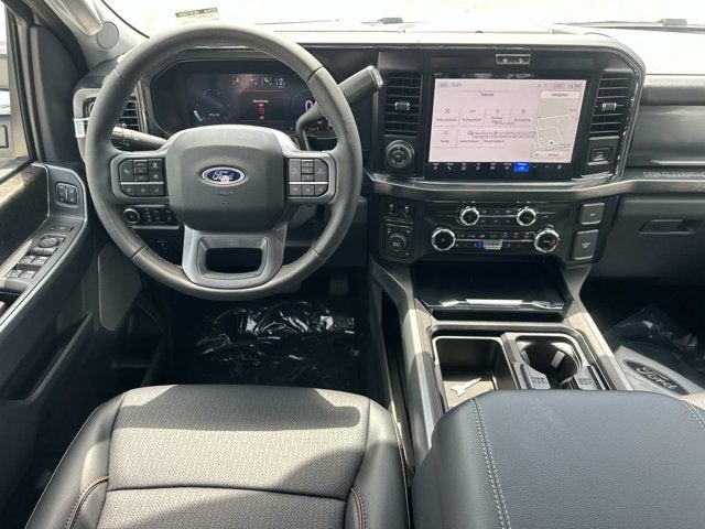 2026 Ford Super Duty F-350 DRW LARIAT
