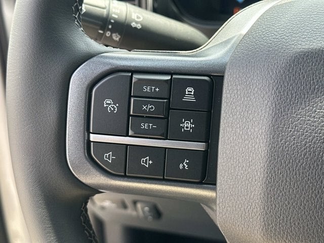2026 Ford Super Duty F-350 DRW LARIAT