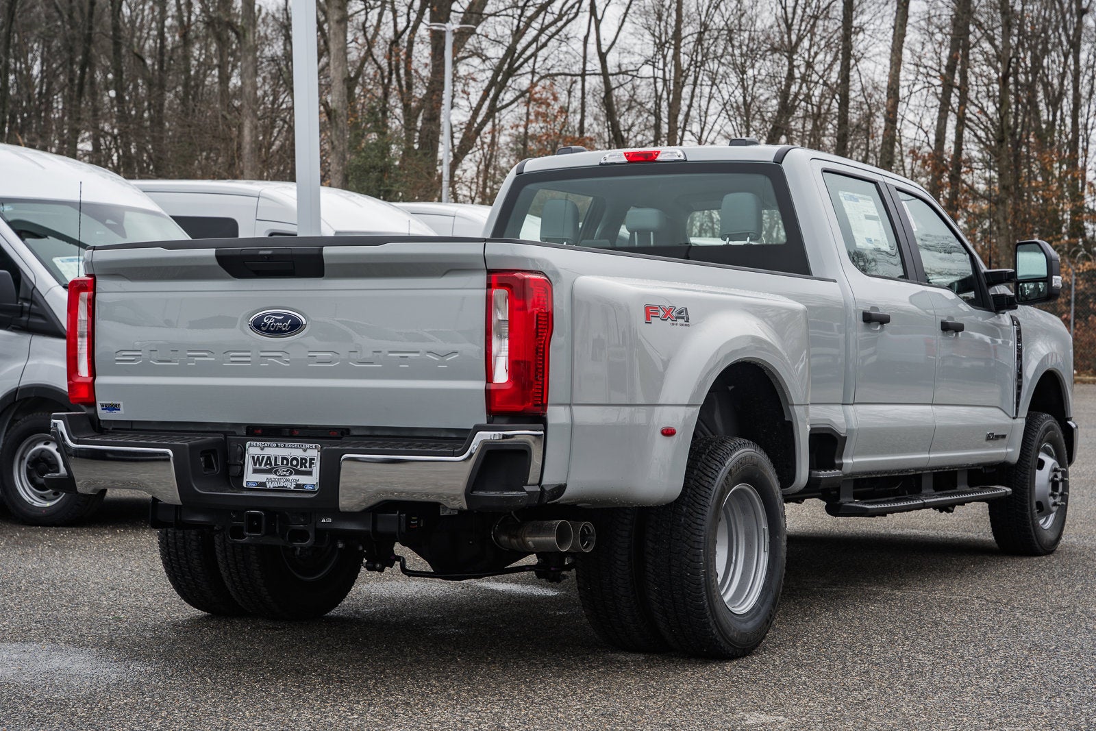 2026 Ford Super Duty F-350 DRW XL