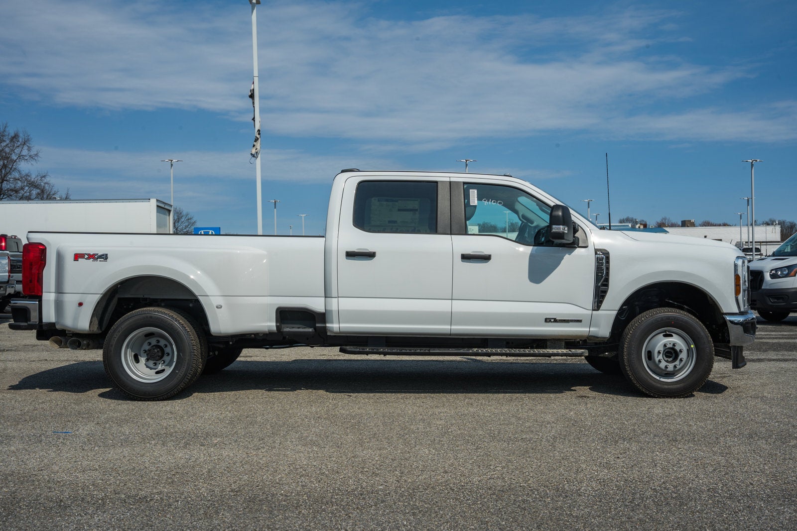 2026 Ford Super Duty F-350 DRW XL