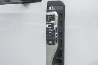 2026 Ford Super Duty F-350 DRW XL