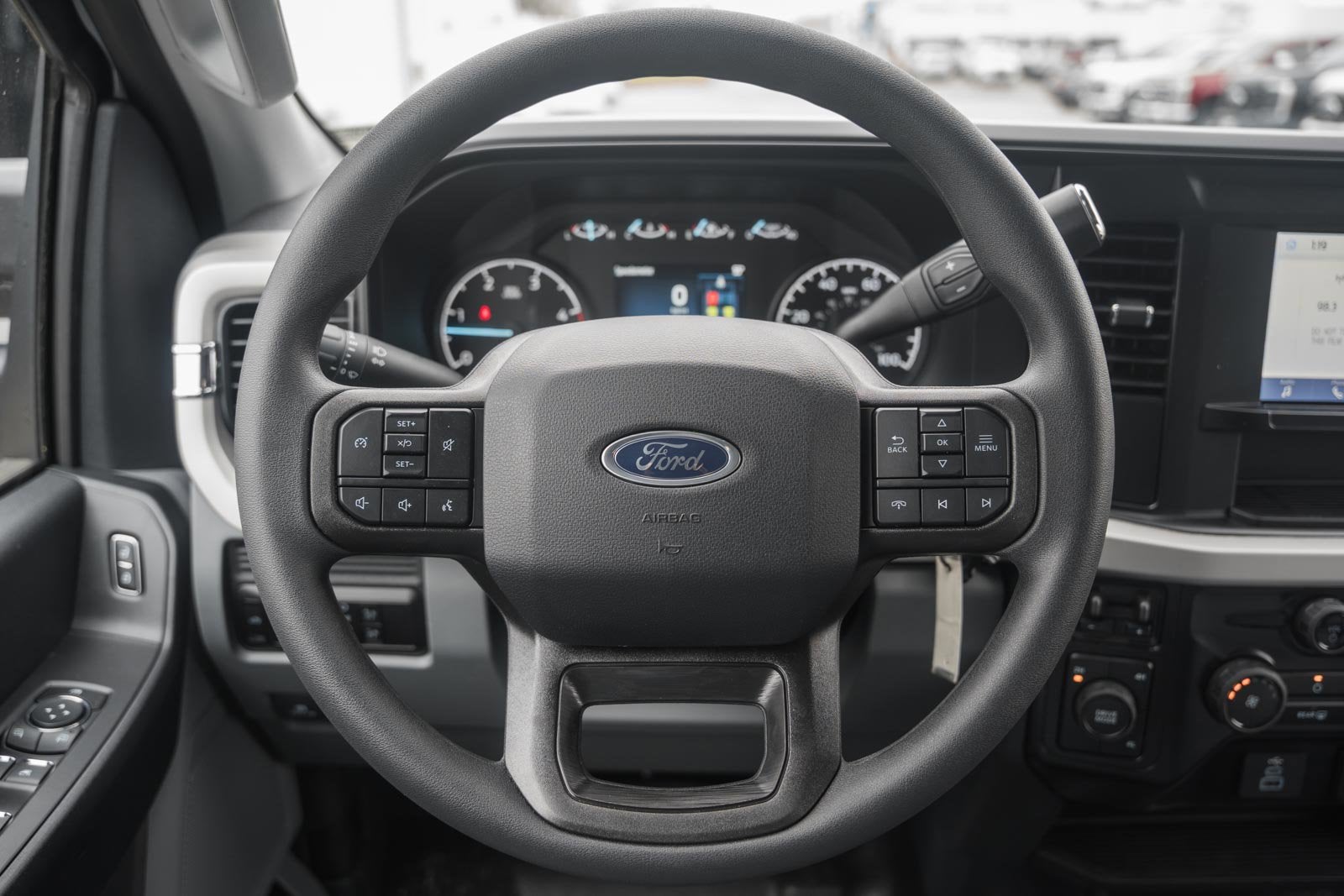 2026 Ford Super Duty F-350 DRW XL