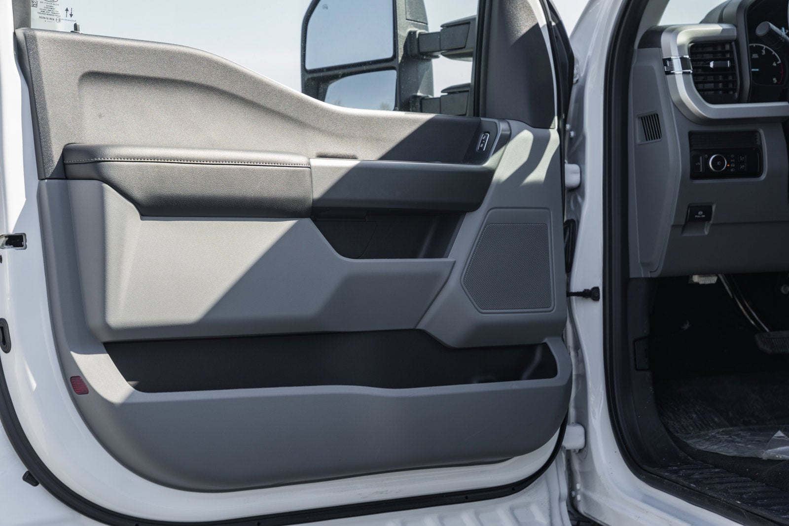 2026 Ford Super Duty F-350 DRW XLT
