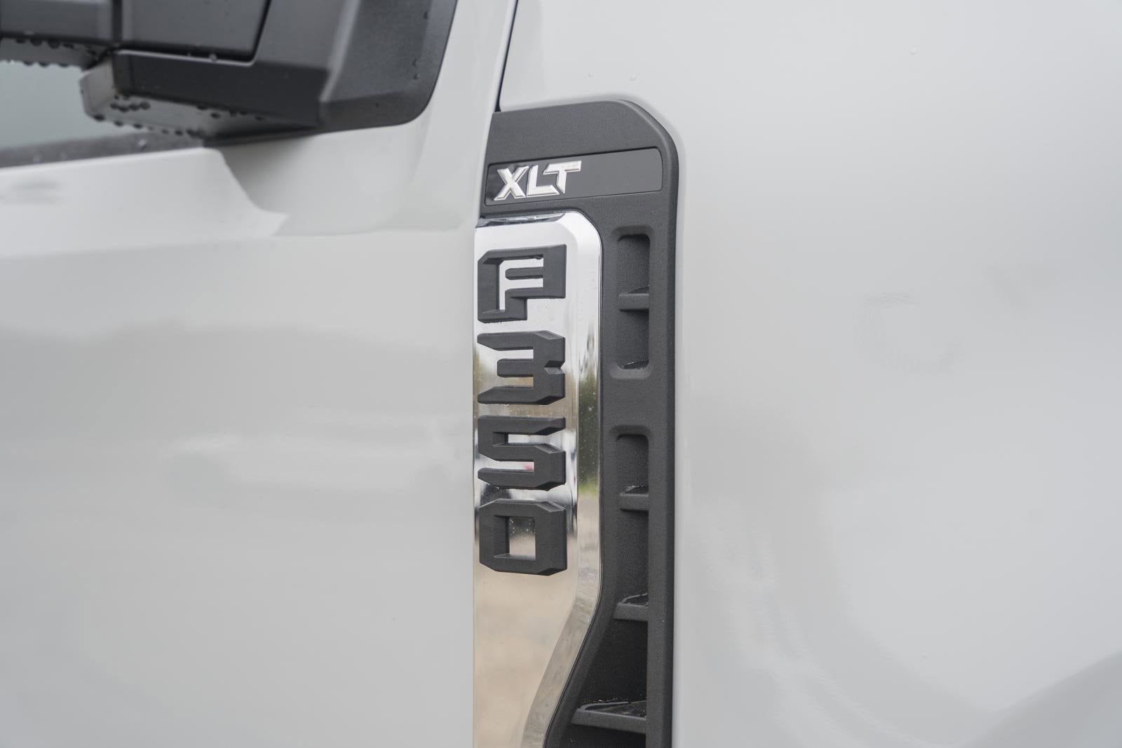 2026 Ford Super Duty F-350 DRW XLT