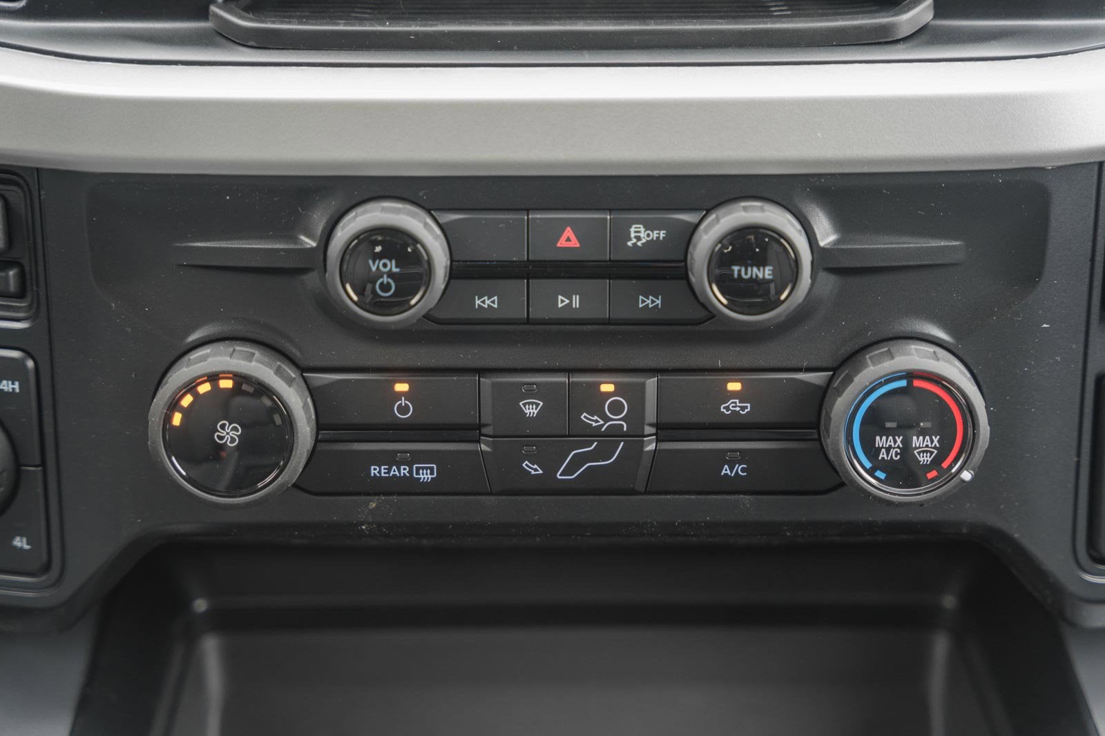 2026 Ford Super Duty F-350 DRW XLT