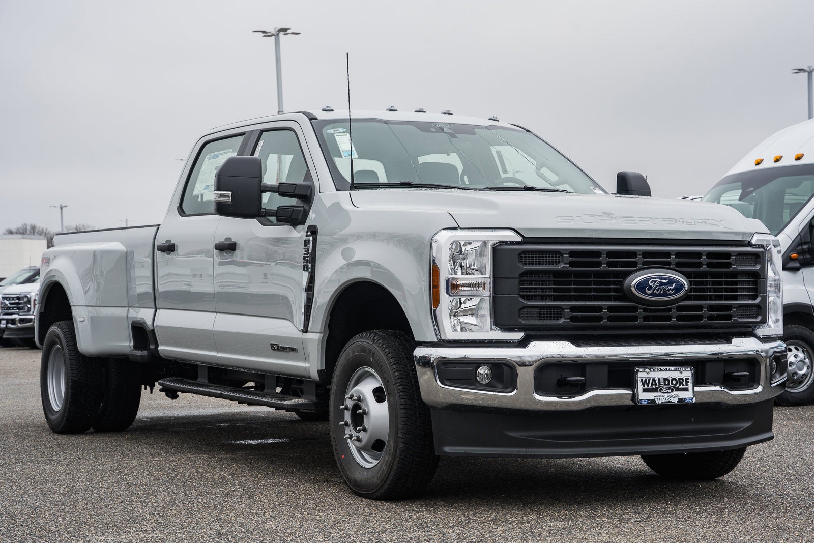 2026 Ford Super Duty F-350 DRW XL