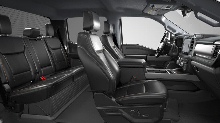2026 Ford Super Duty F-350 DRW LARIAT