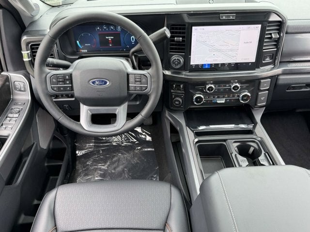 2026 Ford Super Duty F-350 DRW LARIAT