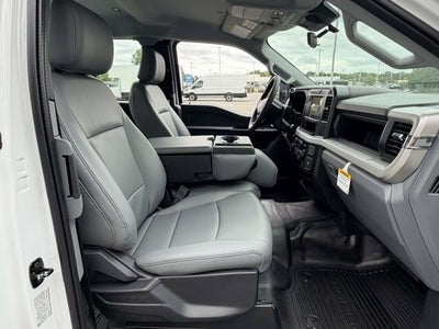 2027 Ford Super Duty F-350 SRW XL