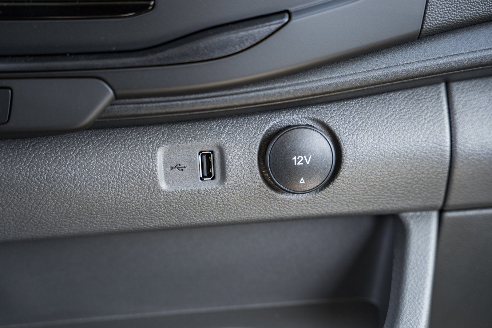 2026 Ford Transit Cargo Van 250