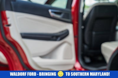 2020 Ford Edge Titanium