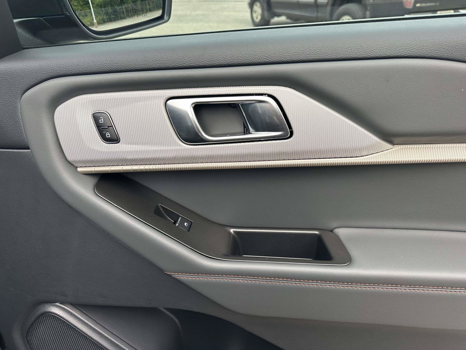 2026 Ford Explorer Active w/100A Pkg