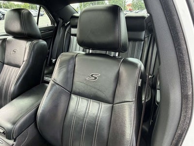 2022 Chrysler 300 300S
