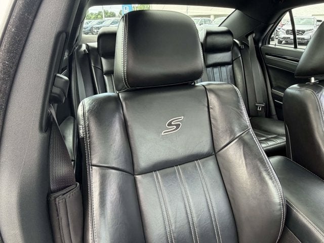 2022 Chrysler 300 300S