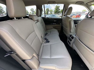 2019 Honda Pilot Touring 8-Passenger