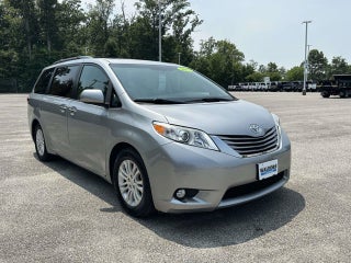 2017 Toyota Sienna Base
