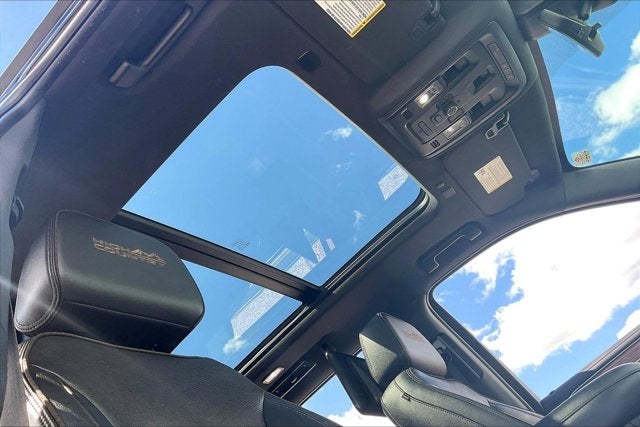 2021 Chevrolet Suburban High Country