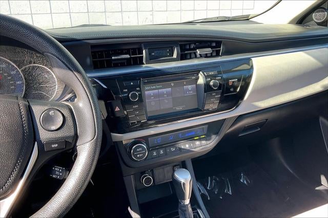 2015 Toyota COROLLA LE Plus