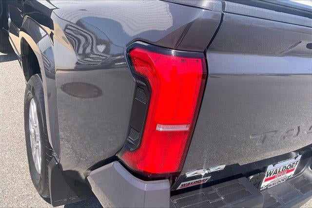 2025 Toyota TACOMA SR5 SR5