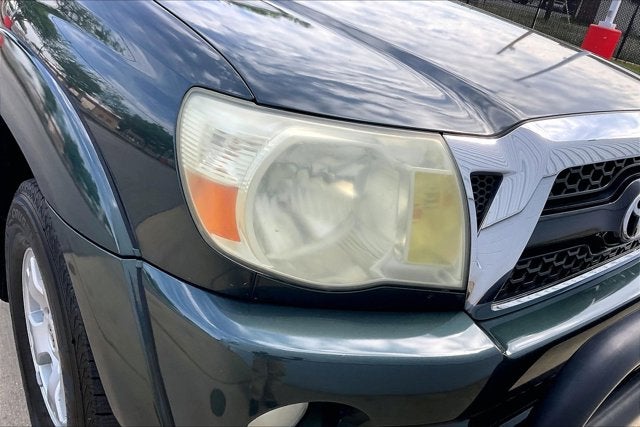 2011 Toyota TACOMA 4WD Double LB V6 AT (Natl)