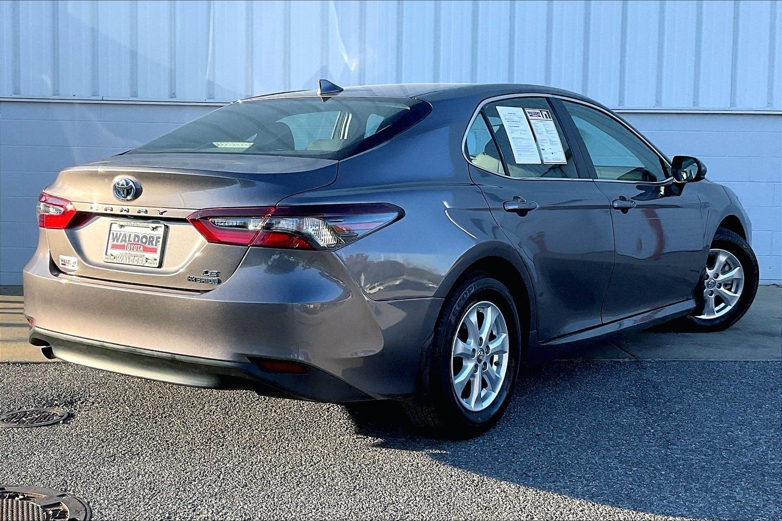 2022 Toyota Camry Hybrid Hybrid LE
