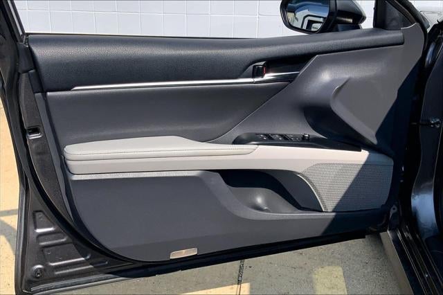 2020 Toyota Camry Hybrid Hybrid XLE