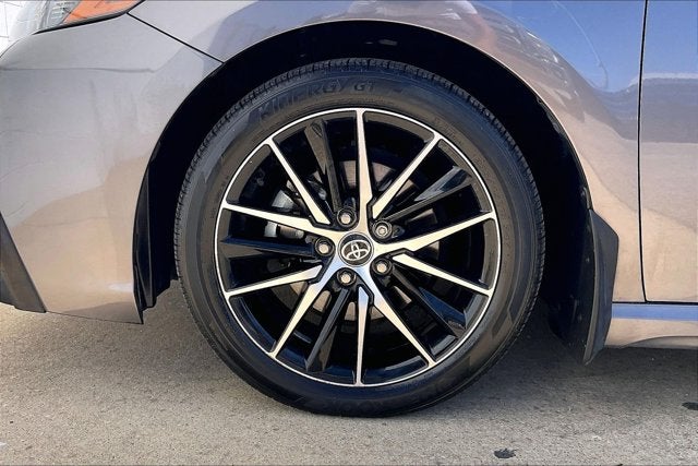 2021 Toyota Camry Hybrid Hybrid SE