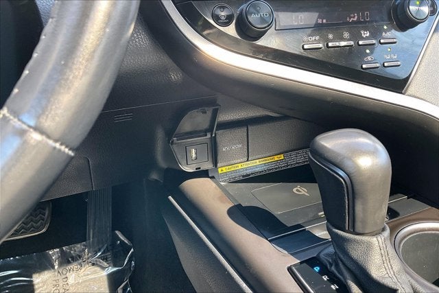 2021 Toyota Camry Hybrid Hybrid SE