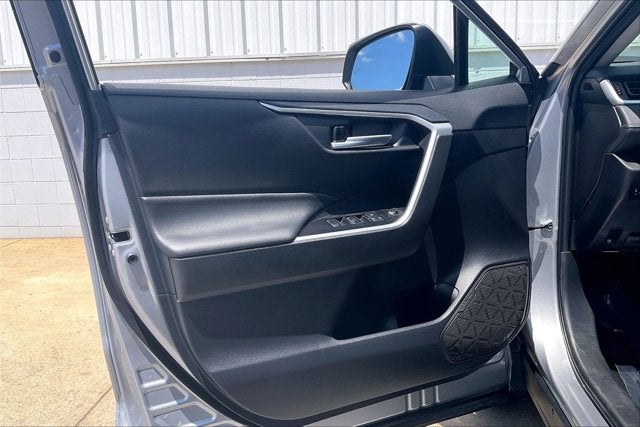 2025 Toyota RAV4 HYBRID Hybrid XLE