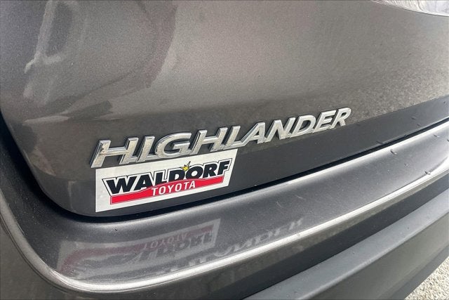 2016 Toyota Highlander Base