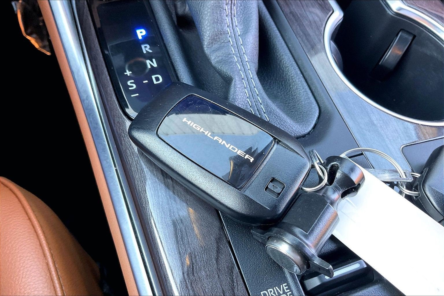 2026 Toyota Highlander Hybrid Hybrid Platinum