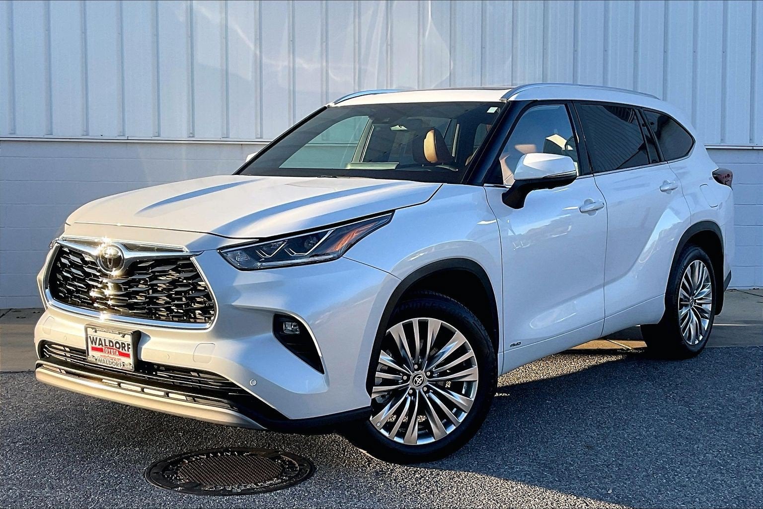 2026 Toyota Highlander Hybrid Hybrid Platinum