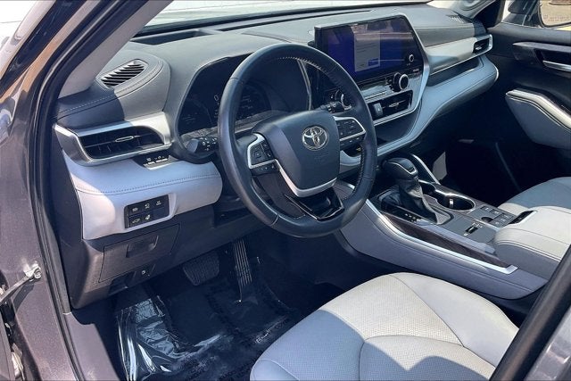 2024 Toyota Highlander Hybrid Hybrid Platinum