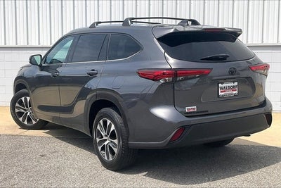 2020 Toyota HIGHLANDER XLE