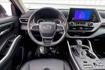 2026 Toyota Highlander XLE