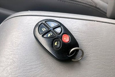 2010 Toyota SIENNA XLE