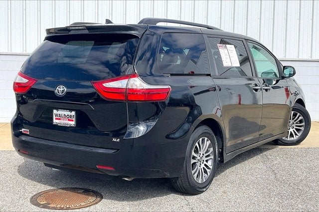 2019 Toyota Sienna Base