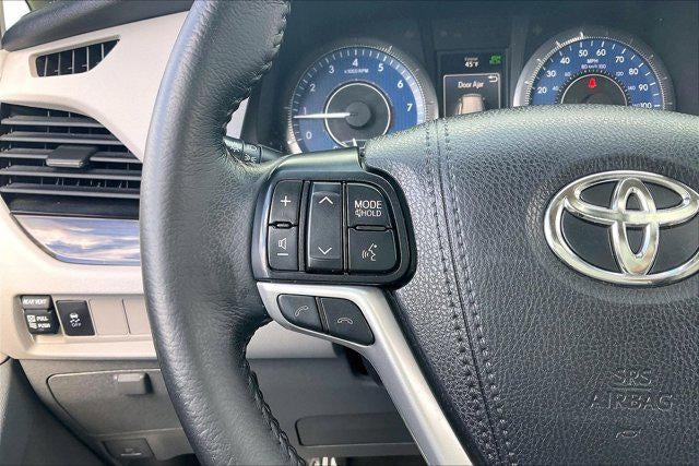 2019 Toyota SIENNA XLE 3.5L XLE