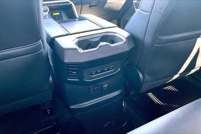 2023 Toyota TUNDRA 4X4 Platinum