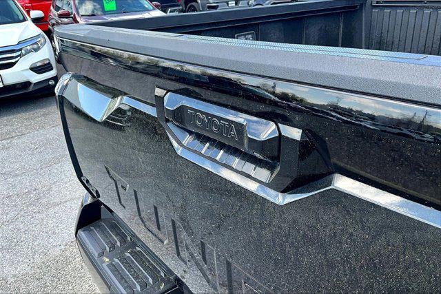 2023 Toyota TUNDRA 4X4 Platinum