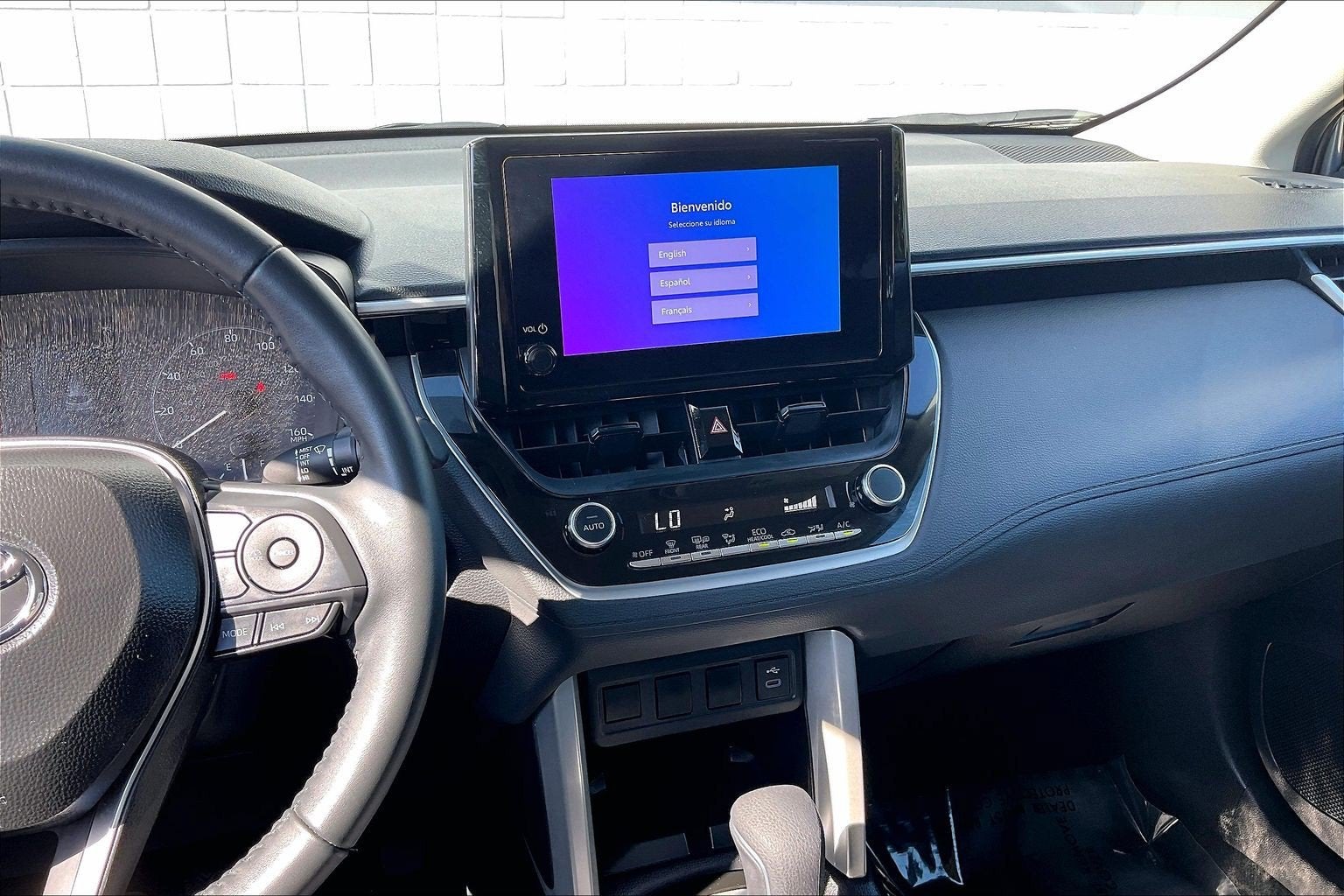 2025 Toyota Corolla Cross LE