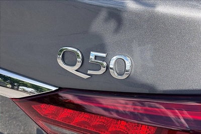 2022 INFINITI Q50 LUXE
