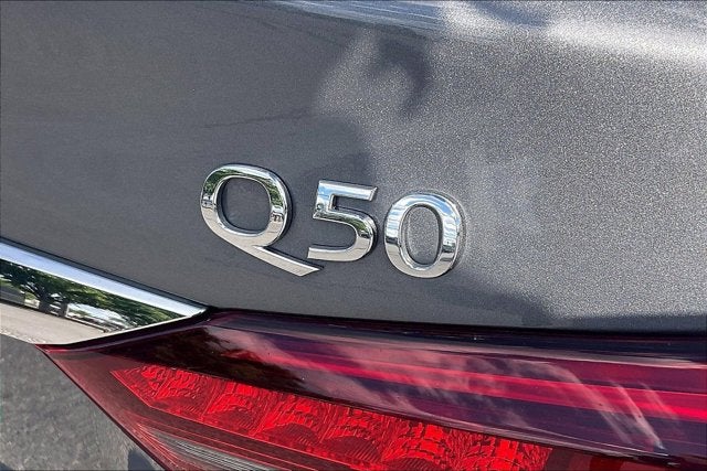 2022 INFINITI Q50 LUXE
