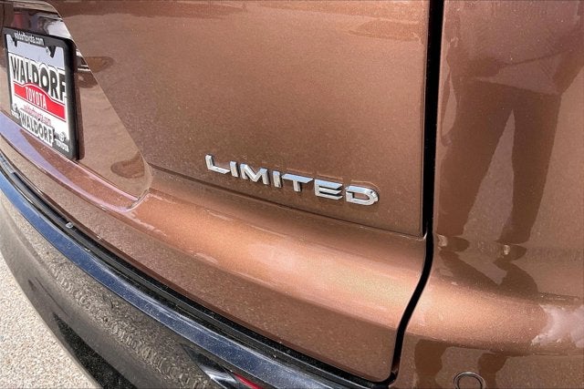 2025 Toyota Crown Signia Limited