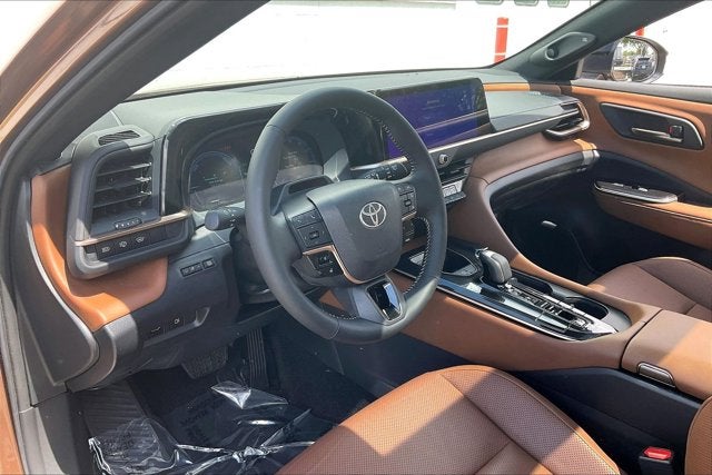 2025 Toyota Crown Signia Limited