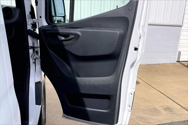 2024 Mercedes-Benz Sprinter Passenger 144 WB
