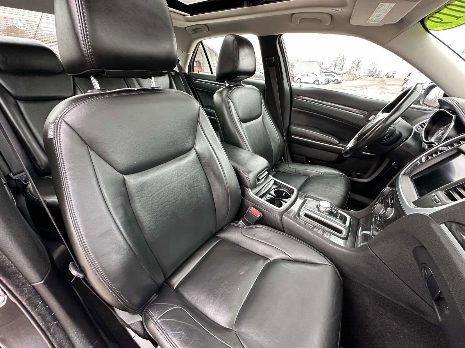 2019 Chrysler 300 Touring L