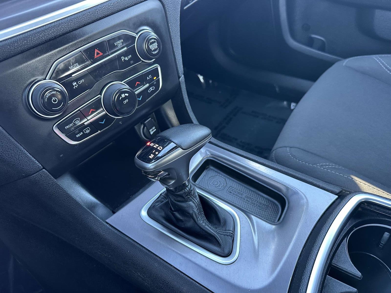 2019 Dodge Charger SXT