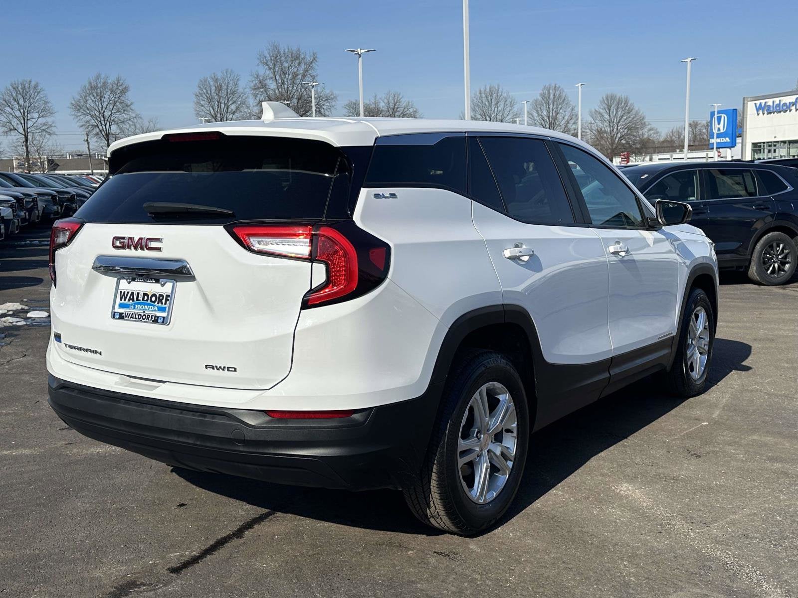 2024 GMC Terrain SLE