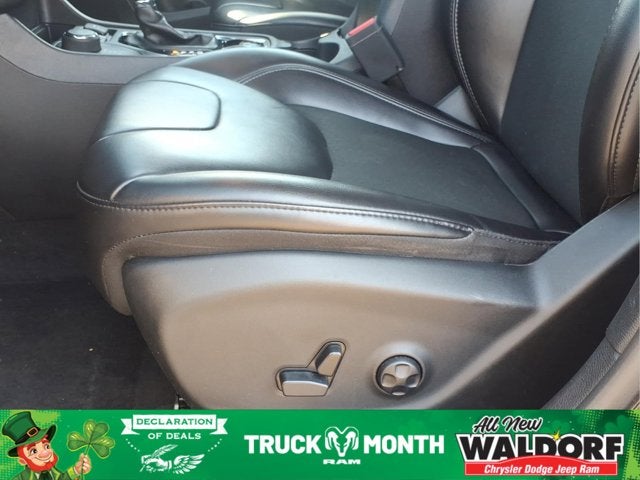 2019 Jeep Cherokee Altitude